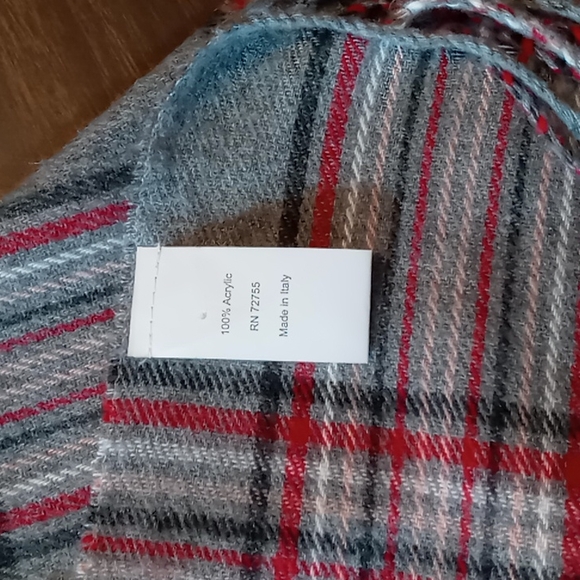 Unbranded Grey Plaid Scarf - Picture 3 of 3